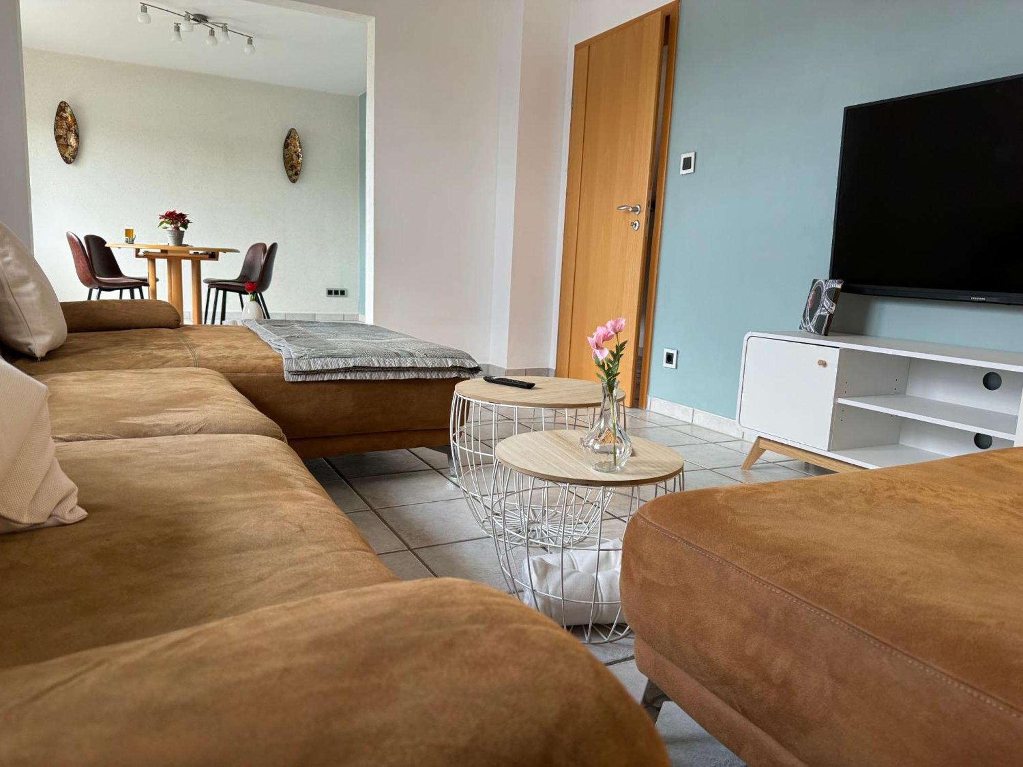 Ruhrpott Residenz - 3 Zimmer Suite - 70Qm Mit Balkon Oberhausen  Exterior foto