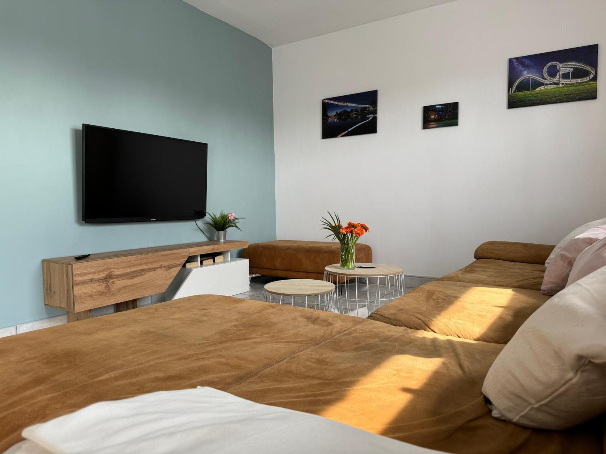 Ruhrpott Residenz - 3 Zimmer Suite - 70Qm Mit Balkon Oberhausen  Exterior foto